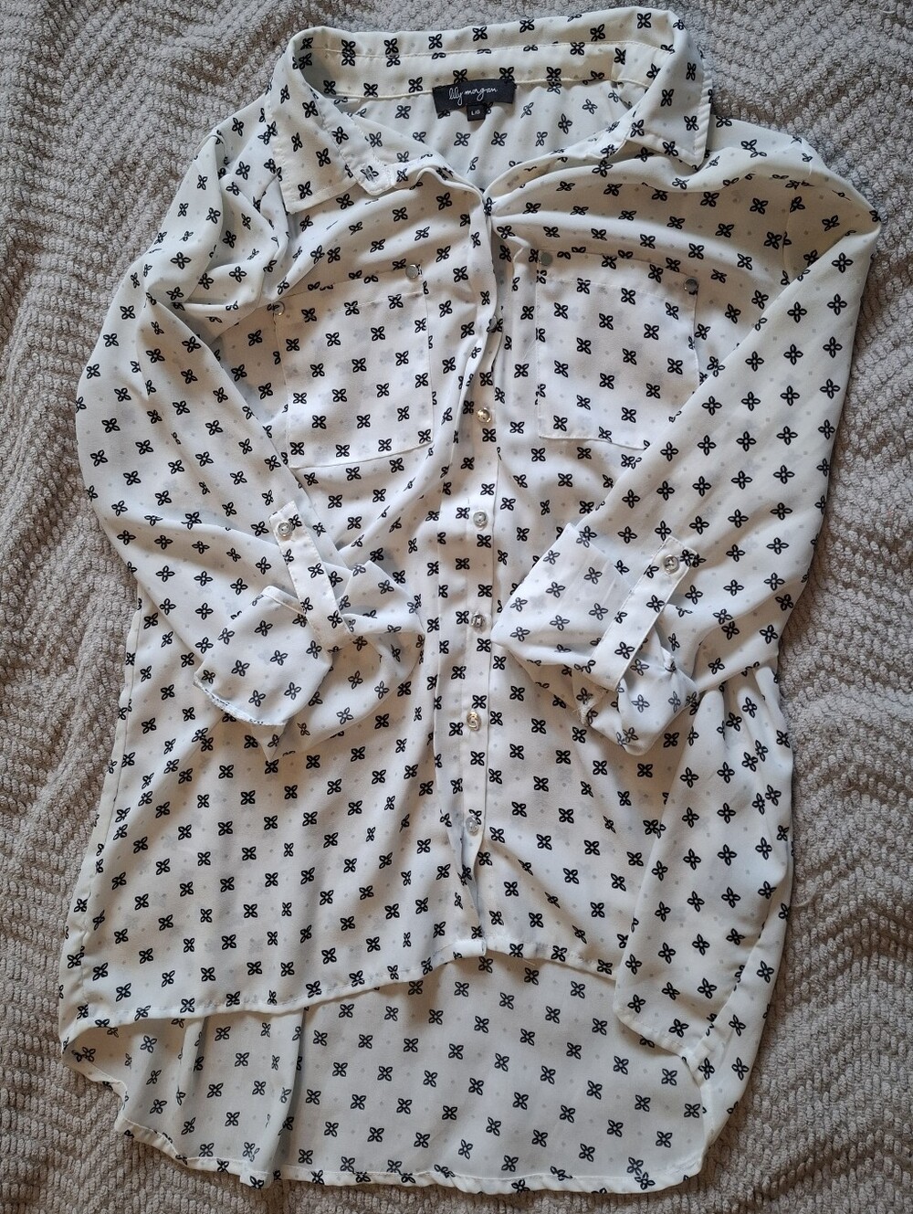 Cream Button-Down Shirt with Black Geometric Print Size L